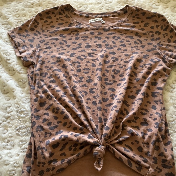 Abercrombie & Fitch leopard top - Picture 1 of 2